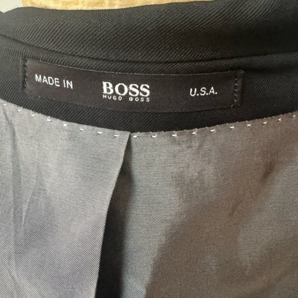 Hugo Boss jacket 42R‎ - Picture 8 of 12